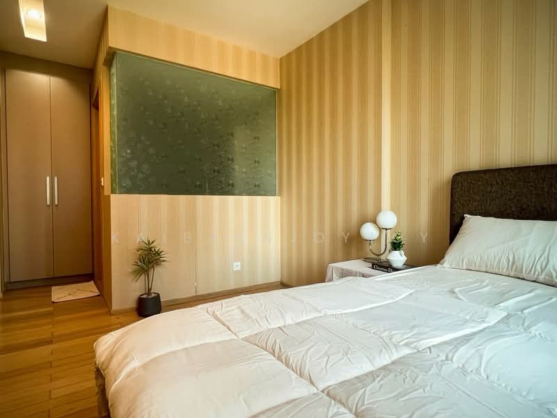 Siri At Sukhumvit, Bangkok, 902 Sukhumvit Road, Phra Kanong, Khlong Toei, Bangkok, 1 Bedroom, 52 sqm, Condo For Sale, by KaibaanJoyjoy, 500176846 - DDproperty.com