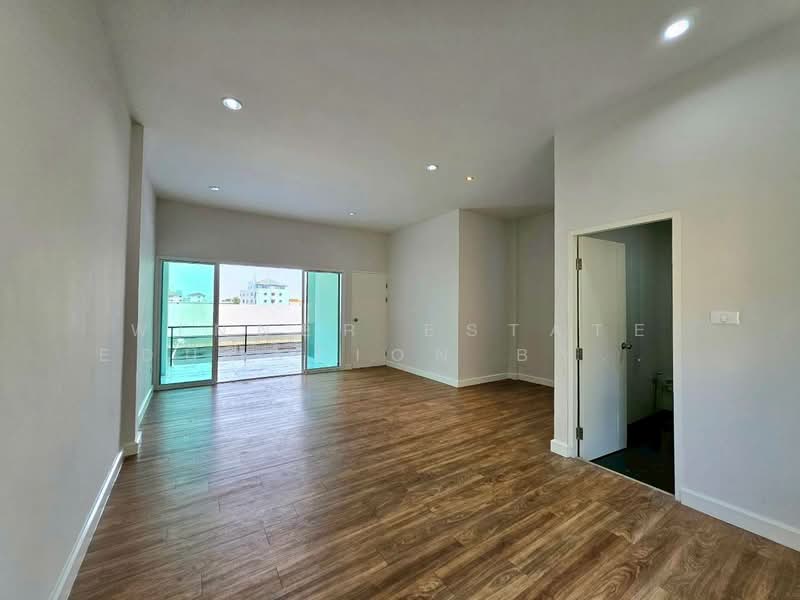 The Park Srinakarin, Samut Prakan, Bang Mueng, Muang Samut Prakarn, Samut Prakan, 3 Bedrooms, 125 sqm, Townhouse For Sale, by Winner Estate Education by Chom Property K.ชมพู่, 500176850 - DDproperty.com