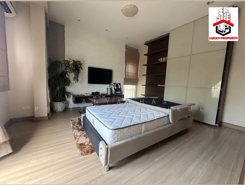 Le Nextra Srinakarin, Samut Prakan, Srinakarin Road, Bang Mueng, Muang Samut Prakarn, Samut Prakan, 3 Bedrooms, 289 sqm, Townhouse For Sale, by Kanyaphat Phattararittikul, 500176851 - DDproperty.com