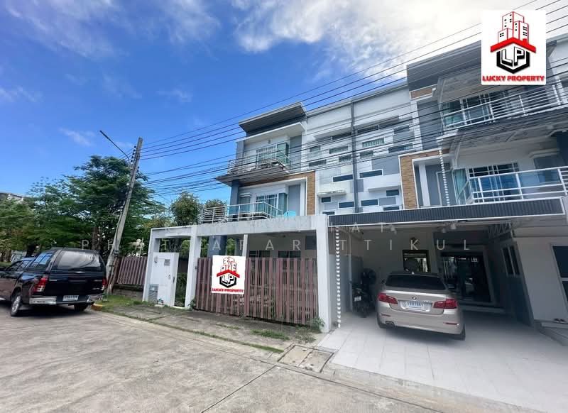 Le Nextra Srinakarin : เลอเน็กซ์ตร้า ศรีนครินทร์, สมุทรปราการ, ถนนศรีนครินทร์, บางเมือง, เมืองสมุทรปราการ, สมุทรปราการ, 289 ตร.ม., ทาวน์เฮ้าส์ ขาย, โดย Kanyaphat Phattararittikul, 500176851 - DDproperty.com