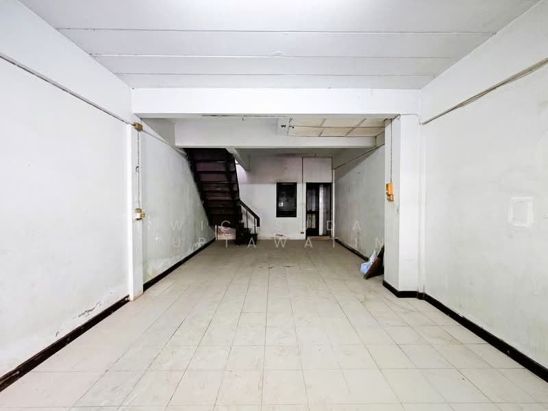 Rin Thong Ramkhamhaeng 190, Bangkok, Ramkhamhaeng Road 190, Min Buri, Min Buri, Bangkok, 2 Bedrooms, 64 sqm, Townhouse For Sale, by Wichsuda Kuptawatin, 500176868 - DDproperty.com