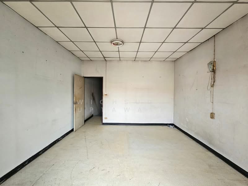 Rin Thong Ramkhamhaeng 190, Bangkok, Ramkhamhaeng Road 190, Min Buri, Min Buri, Bangkok, 2 Bedrooms, 64 sqm, Townhouse For Sale, by Wichsuda Kuptawatin, 500176868 - DDproperty.com