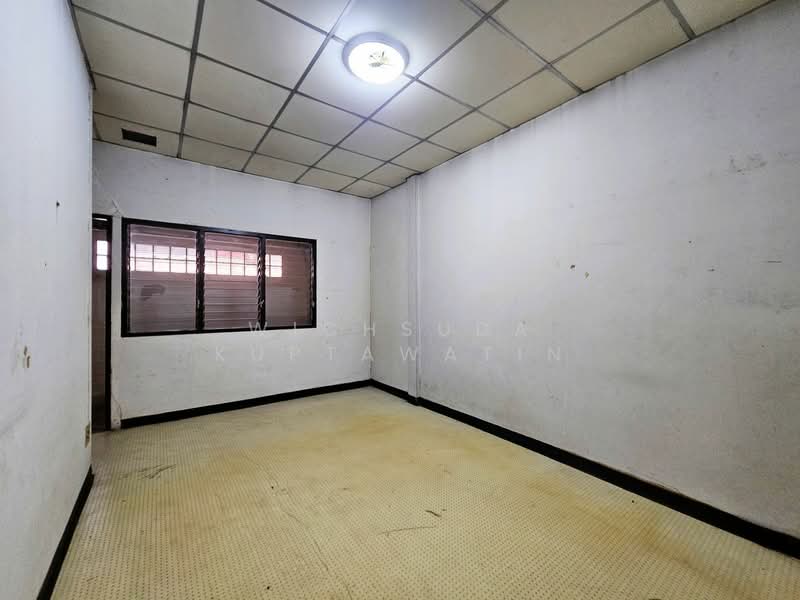 Rin Thong Ramkhamhaeng 190, Bangkok, Ramkhamhaeng Road 190, Min Buri, Min Buri, Bangkok, 2 Bedrooms, 64 sqm, Townhouse For Sale, by Wichsuda Kuptawatin, 500176868 - DDproperty.com