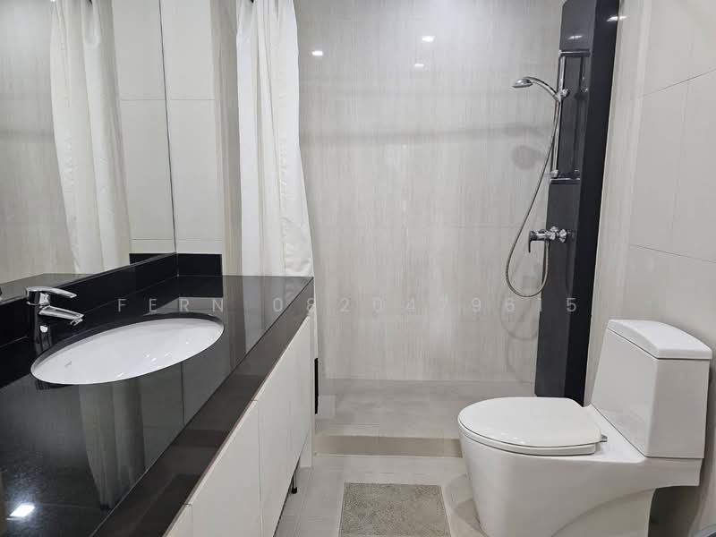 New House condominium, Bangkok, Ploenchit, Lumphini, Pathum Wan, Bangkok, 1 Bedroom, 84 sqm, Condo For Sale, by Fern 0826479615, 500176874 - DDproperty.com