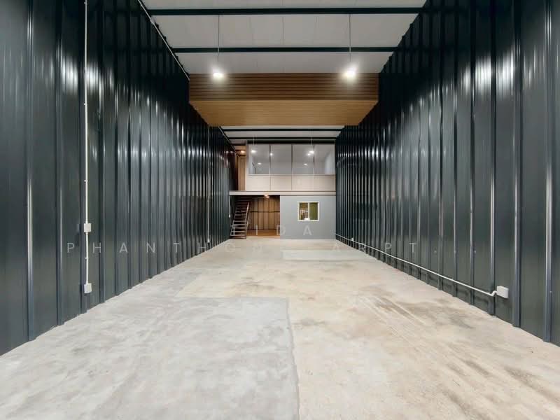 Warehouse with office space for rent, On Nut 17/1, near BTS On Nut., Bangkok, Suan Luang, Suan Luang, Bangkok, , 132 sqm, Warehouse/Factory For Rent, by Tida phanthonglarptawee, 500176877 - DDproperty.com