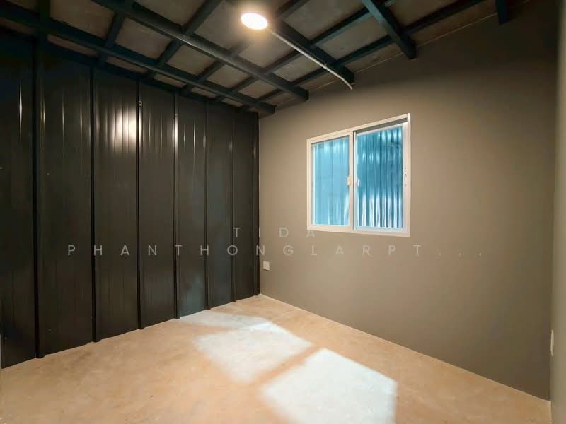 Warehouse with office space for rent, On Nut 17/1, near BTS On Nut., Bangkok, Suan Luang, Suan Luang, Bangkok, , 132 sqm, Warehouse/Factory For Rent, by Tida phanthonglarptawee, 500176877 - DDproperty.com