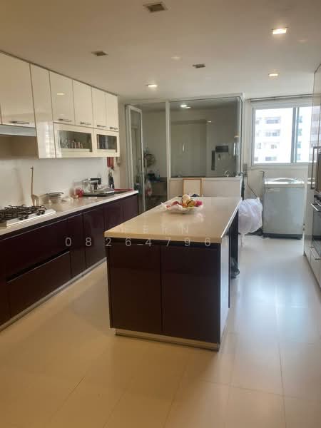 D.S. Tower 1 Sukhumvit 33, Bangkok, Soi Phrom Chit, Khlong Tan Nua, Watthana, Bangkok, 3 Bedrooms, 293 sqm, Condo For Sale, by Fern 0826479615, 500176880 - DDproperty.com