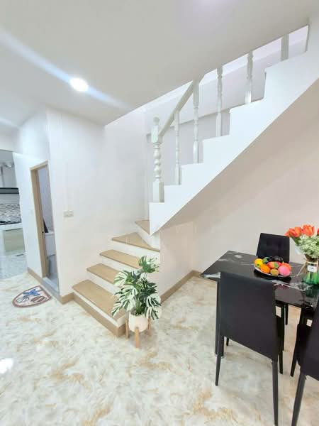 Moobaan Pimthong Nawamin, Bangkok, Soi Sudsanguan, Khlong Chaokhun Sing, Wang Thonglang, Bangkok, 2 Bedrooms, 68 sqm, Townhouse For Sale, by Naravit Prajuabsuk, 500176896 - DDproperty.com