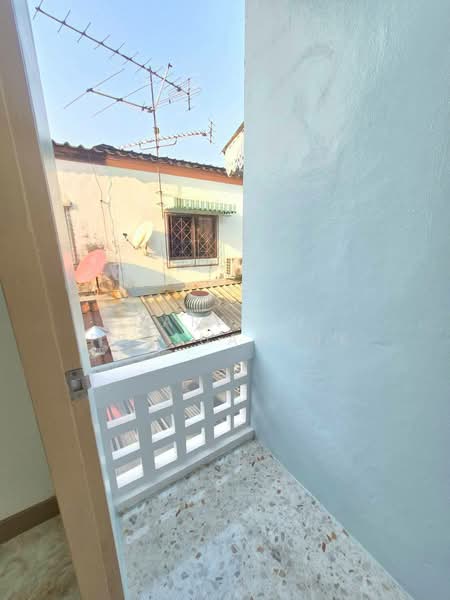 Moobaan Pimthong Nawamin, Bangkok, Soi Sudsanguan, Khlong Chaokhun Sing, Wang Thonglang, Bangkok, 2 Bedrooms, 68 sqm, Townhouse For Sale, by Naravit Prajuabsuk, 500176896 - DDproperty.com