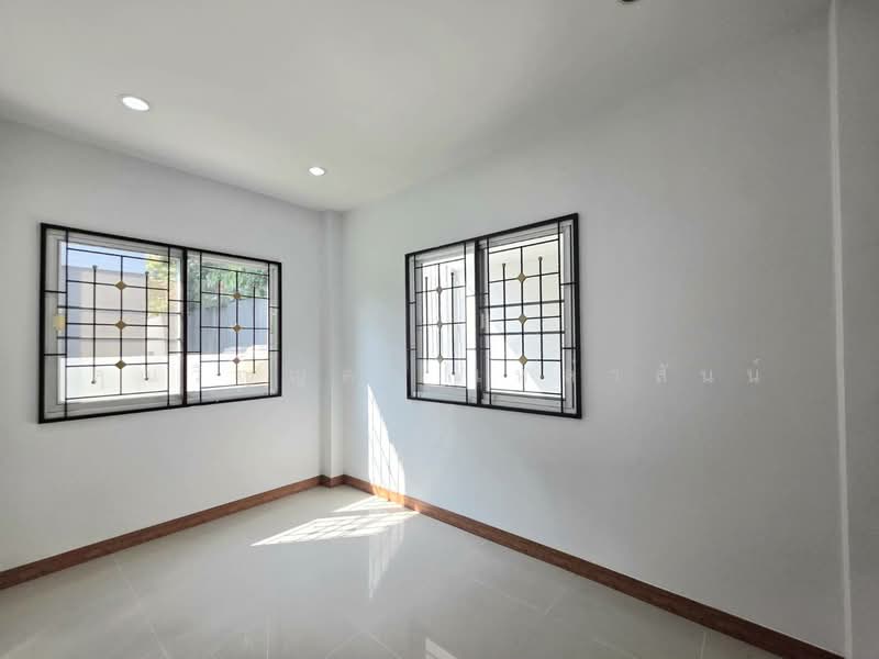 วิสต้า วิลล์ ลำลูกกา คลอง 3, Pathum Thani, Lat Sawai, Lam Luk Ka, Pathum Thani, 3 Bedrooms, 160 sqm, Single Detached House For Sale, by คุณวิญญุดา เหล่าสันน์, 500176898 - DDproperty.com