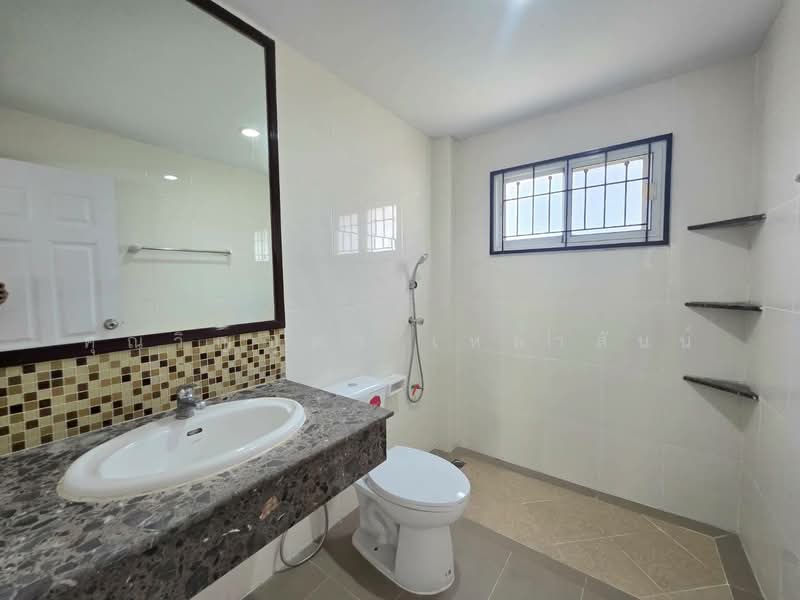 วิสต้า วิลล์ ลำลูกกา คลอง 3, Pathum Thani, Lat Sawai, Lam Luk Ka, Pathum Thani, 3 Bedrooms, 160 sqm, Single Detached House For Sale, by คุณวิญญุดา เหล่าสันน์, 500176898 - DDproperty.com