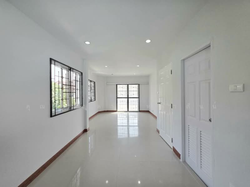 วิสต้า วิลล์ ลำลูกกา คลอง 3, Pathum Thani, Lat Sawai, Lam Luk Ka, Pathum Thani, 3 Bedrooms, 160 sqm, Single Detached House For Sale, by คุณวิญญุดา เหล่าสันน์, 500176898 - DDproperty.com