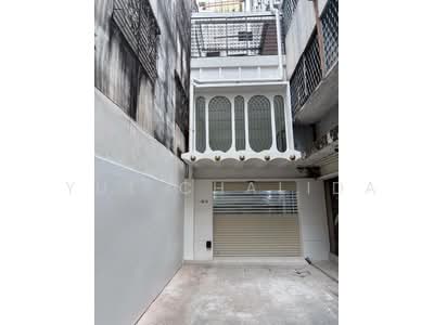 ขาย - ขายอาคารพาณิชย์บรรทัดทอง พระราม4, กรุงเทพ