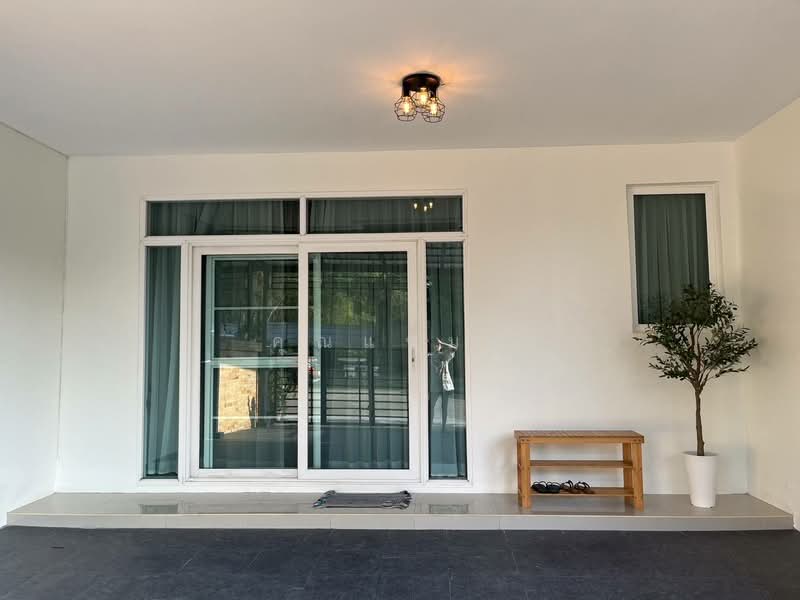 Gusto Phaholyothin – Ramintra, Bangkok, Soi Phahonyothin 48 Yeak 26, Anusaowari, Bang Khen, Bangkok, 4 Bedrooms, 132 sqm, Townhouse For Sale, by คุณแชมป์, 500176911 - DDproperty.com