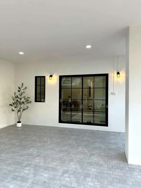 Silk Village Saimai 54, Bangkok, Soi Sai Mai 54, Sai Mai, Sai Mai, Bangkok, 3 Bedrooms, 112 sqm, Townhouse Option To Buy, by Naravit Prajuabsuk, 500176912 - DDproperty.com