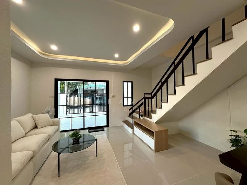 Silk Village Saimai 54, Bangkok, Soi Sai Mai 54, Sai Mai, Sai Mai, Bangkok, 3 Bedrooms, 112 sqm, Townhouse Option To Buy, by Naravit Prajuabsuk, 500176912 - DDproperty.com