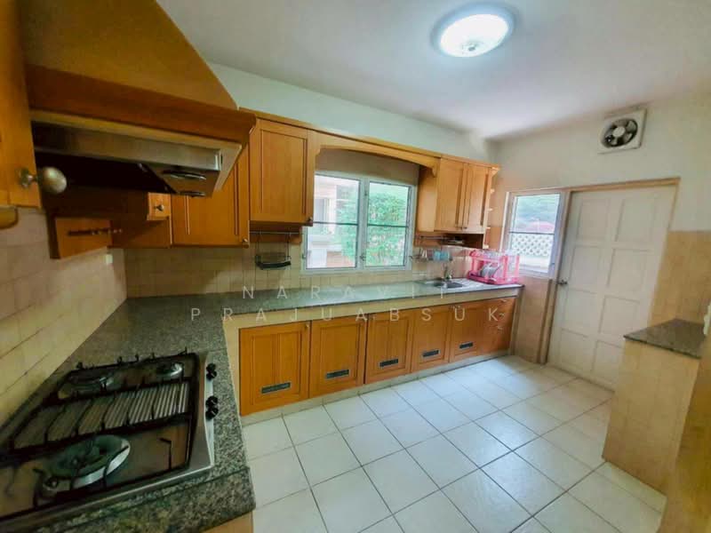 Pruekpirom Regent Pinklao, Nonthaburi, Kanchanaphisek Road, Bang Muang, Bang Yai, Nonthaburi, 10+ Bedrooms, 352 sqm, Single Detached House For Sale, by Naravit Prajuabsuk, 500176919 - DDproperty.com