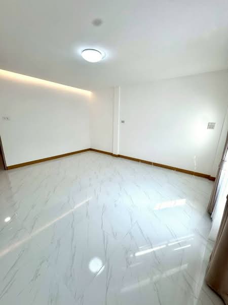 K.C. Ramintra 8, Bangkok, Hathairat Road, Sam Wa Tawan Tok, Khlong Sam Wa, Bangkok, 2 Bedrooms, 64 sqm, Townhouse For Sale, by Naravit Prajuabsuk, 500176922 - DDproperty.com