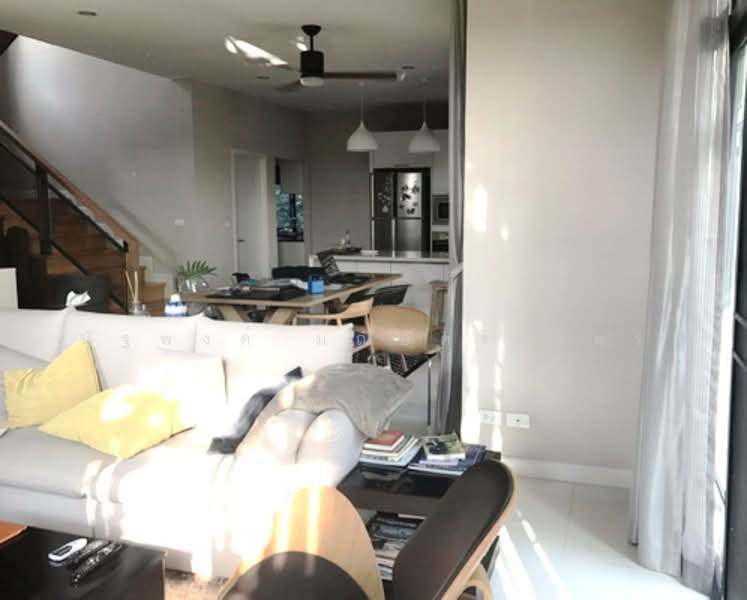 For Rent - The Palm Pattanakarn, Bangkok