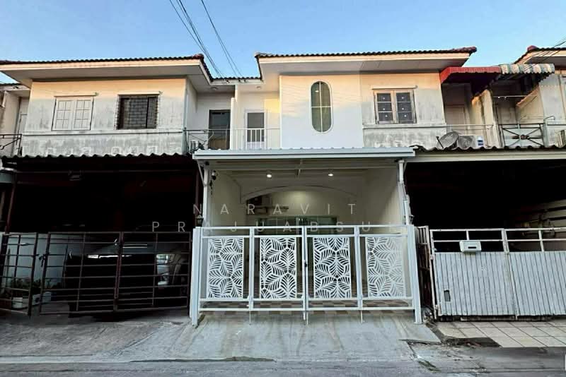 หมู่บ้าน ธนารมณ์​ สายไหม-หทัยราษ​ฎ​ร์​ ซอยหทัยราษฎร์ 4, Pathum Thani, Lat Sawai, Lam Luk Ka, Pathum Thani, 3 Bedrooms, 72 sqm, Townhouse For Sale, by Naravit Prajuabsuk, 500176932 - DDproperty.com