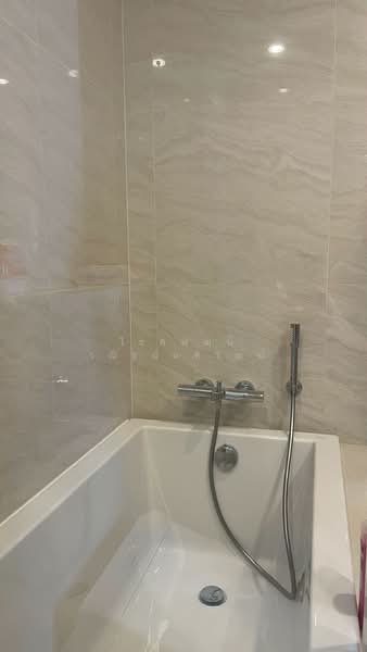 Noble Form Thonglor, Bangkok, Sukhumvit 55, Khlong Tan Nua, Watthana, Bangkok, 2 Bedrooms, 63 sqm, Condo For Rent, by โชติพัฒน์ วณิชนันทิวัฒน์, 500176933 - DDproperty.com