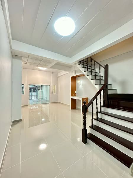 Asia Hometown 2 : เอเชีย โฮมทาวน์ 2, นนทบุรี, ถนนบางกรวย - กรุงเทพ, ไทรน้อย, ไทรน้อย, นนทบุรี, 64 ตร.ม., ทาวน์เฮ้าส์ ขาย, โดย Naravit Prajuabsuk, 500176935 - DDproperty.com