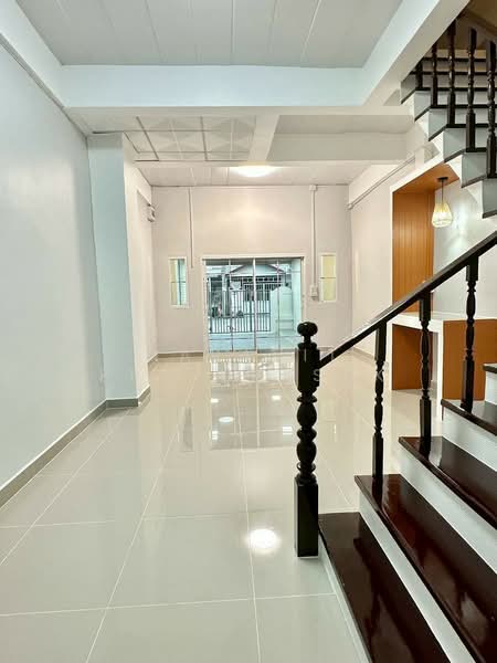 Asia Hometown 2 : เอเชีย โฮมทาวน์ 2, นนทบุรี, ถนนบางกรวย - กรุงเทพ, ไทรน้อย, ไทรน้อย, นนทบุรี, 64 ตร.ม., ทาวน์เฮ้าส์ ขาย, โดย Naravit Prajuabsuk, 500176935 - DDproperty.com