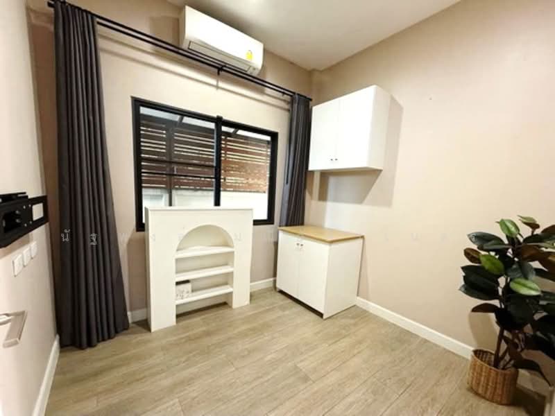 Bangkok Boulevard Srinakarin-Bangna, Samut Prakan, Nam Daeng-Bang Phli Road, Bang Kaeo, Bang Plee, Samut Prakan, 4 Bedrooms, 230 sqm, Single Detached House For Rent, by นัฐพงค์ มณีอัครเนตร, 500176936 - DDproperty.com