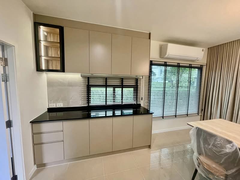 Pimnara Srinakarin-Bangna, Samut Prakan, Nam Daeng Road, Bang Kaeo, Bang Plee, Samut Prakan, 4 Bedrooms, 183 sqm, Single Detached House For Rent, by Thiti Boonchurn, 500176943 - DDproperty.com