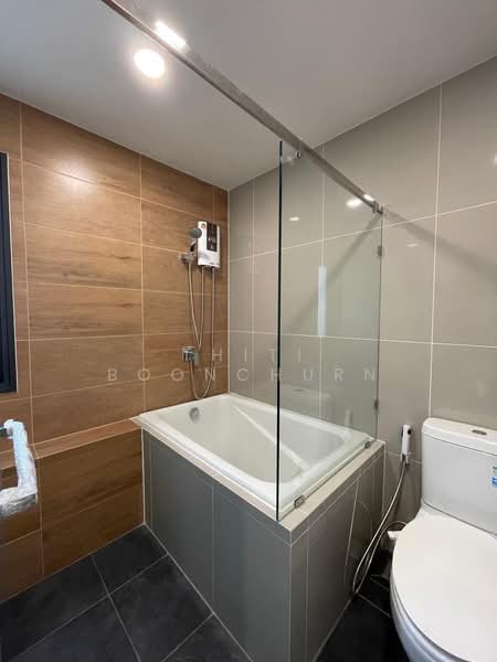 Pimnara Srinakarin-Bangna, Samut Prakan, Nam Daeng Road, Bang Kaeo, Bang Plee, Samut Prakan, 4 Bedrooms, 183 sqm, Single Detached House For Rent, by Thiti Boonchurn, 500176943 - DDproperty.com