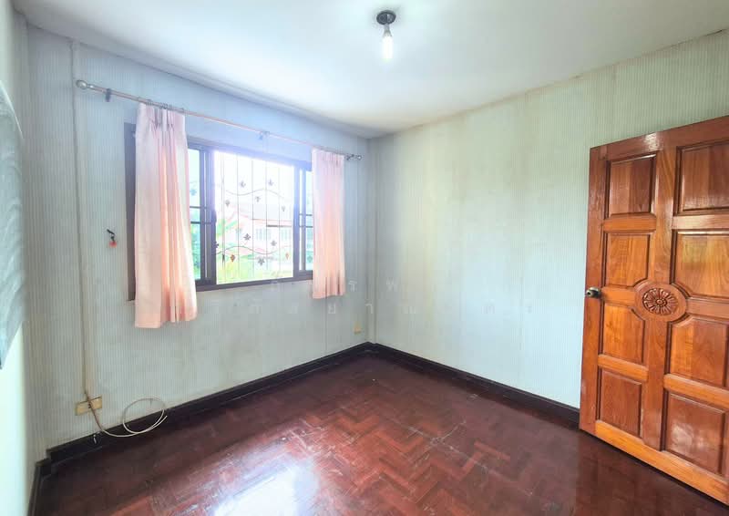 Chaiyaphruek Butsarin Khlong 2, Pathum Thani, Khu Khot, Lam Luk Ka, Pathum Thani, 3 Bedrooms, 140 sqm, Townhouse For Sale, by ภัทรพล ศรีกัลยาณบุตร, 500176947 - DDproperty.com