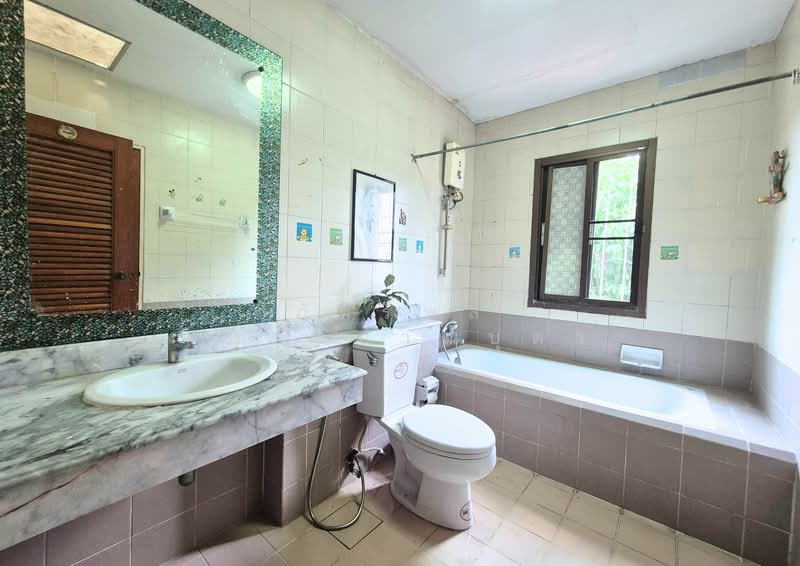 Chaiyaphruek Butsarin Khlong 2, Pathum Thani, Khu Khot, Lam Luk Ka, Pathum Thani, 3 Bedrooms, 140 sqm, Townhouse For Sale, by ภัทรพล ศรีกัลยาณบุตร, 500176947 - DDproperty.com