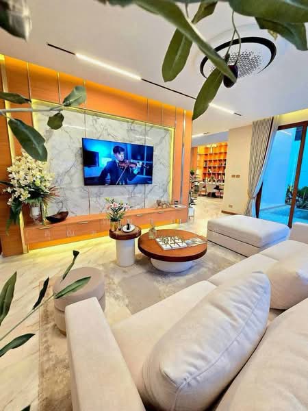 Pool Villa for sale east Pattaya, Chon Buri (Pattaya), Poong, Bang Lamung (Pattaya), Chon Buri (Pattaya), 5 Bedrooms, 435 sqm, Villa For Sale, by Nichapa Phiachan, 500176948 - DDproperty.com