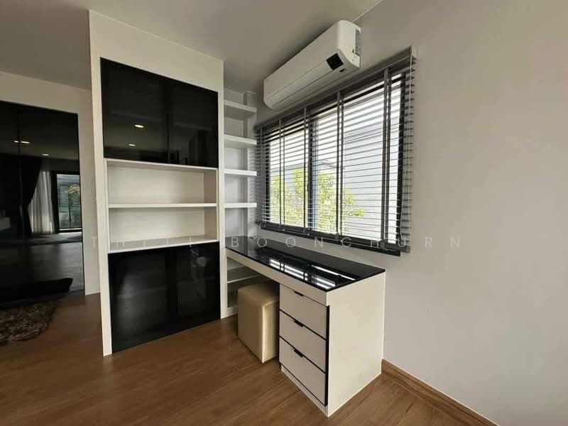 Centro Bangna, Samut Prakan, 111 Soi 3, Bang Kaeo, Bang Plee, Samut Prakan, 4 Bedrooms, 210 sqm, Single Detached House For Rent, by Thiti Boonchurn, 500176950 - DDproperty.com