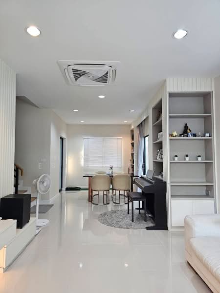 SENA Park Ville Ramindra-Wongwaen, Bangkok, Moobaan Sena Park Ville Soi 2, Khan Na Yao, Khan Na Yao, Bangkok, 3 Bedrooms, 157 sqm, Single Detached House For Sale, by HOME Real Estate Service, 500176986 - DDproperty.com