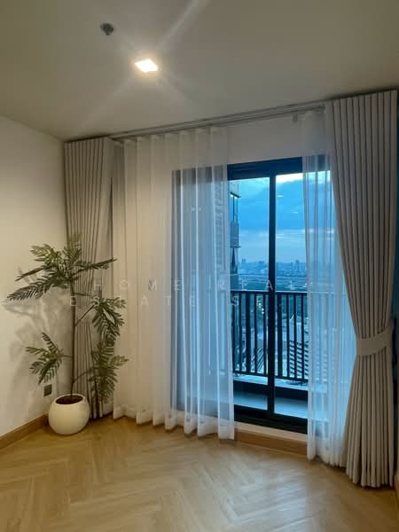 Life Ladprao, Bangkok, 992 Ladprao Road, Jom Phon, Chatuchak, Bangkok, 1 Bedroom, 35 sqm, Condo For Sale, by HOME Real Estate Service, 500176999 - DDproperty.com