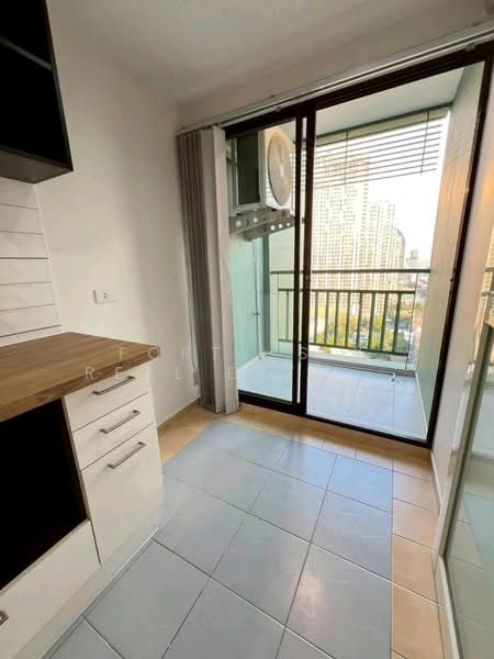 Lumpini Place Phahol-Saphankhwai, Bangkok, 171 Pradipat Road, Samsen Nai, Phaya Thai, Bangkok, 2 Bedrooms, 65 sqm, Condo For Rent, by Forty-Six Real Estate Group, 500177001 - DDproperty.com