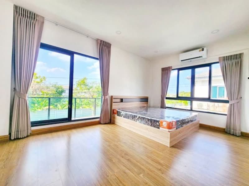 ไม่พบโครงการ, Bangkok, วงแหวน-จตุโชติ, Sam Wa Tawan Tok, Khlong Sam Wa, Bangkok, 4 Bedrooms, 250 sqm, Single Detached House For Rent, by ณัฐพงศ์ สุนทรอรุณ, 500177008 - DDproperty.com