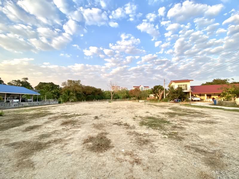 ขายที่ดินเนินพระทำเลดี 3 ไร่ ซ.ตรอกร่วมเจริญ ติดถนนคอนกรีต2ด้าน ใกล้หาดแสงจันทร์1.7กม. อ.เมืองระยอง, ระยอง, เนินพระ, เมืองระยอง, ระยอง, 5,500 ตร.ม., ที่ดิน ขาย, โดย richwellinter, 500177043 - DDproperty.com