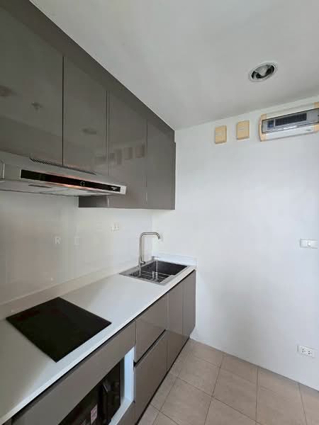 Q House Condo Sathorn, Bangkok, Thonburi Road, Khlong Ton Sai, Khlong San, Bangkok, 2 Bedrooms, 71 sqm, Condo For Rent, by Forty-Six Real Estate Group, 500177047 - DDproperty.com