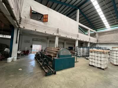 ขาย - ขาย/ให้เช่าโรงงาน 345 ตารางวา ใช้งานได้เต็มพื้นที่ ตัว OFFICE ด้านหน้า 2 ชั้น ตัวโรงงานด้านหลัง, สมุทรสาคร