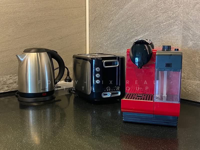 The Lofts Asoke, Bangkok, Sukhumvit 21 Road, Khlongtoei Nua, Watthana, Bangkok, 2 Bedrooms, 75 sqm, Condo For Rent, by Forty-Six Real Estate Group, 500177059 - DDproperty.com