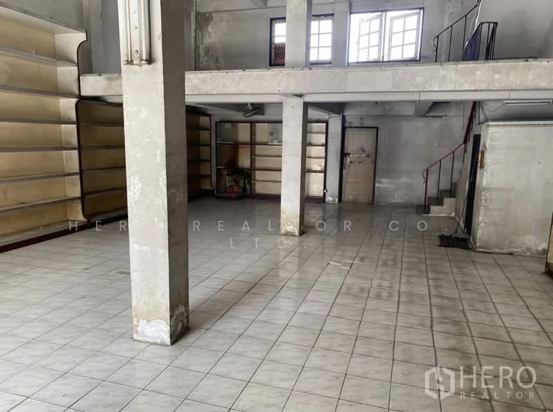 For Rent - For rent Shophouse 432 sqm in Bang Na, Bang Na, Bangkok BTS Udom Suk hre00340, Bangkok