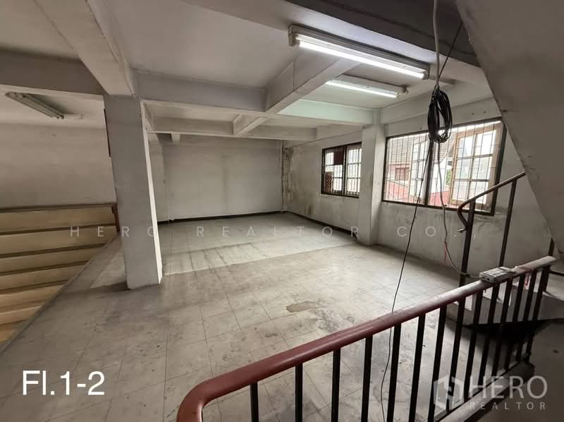 For Rent - For rent Shophouse 432 sqm in Bang Na, Bang Na, Bangkok BTS Udom Suk hre00340, Bangkok