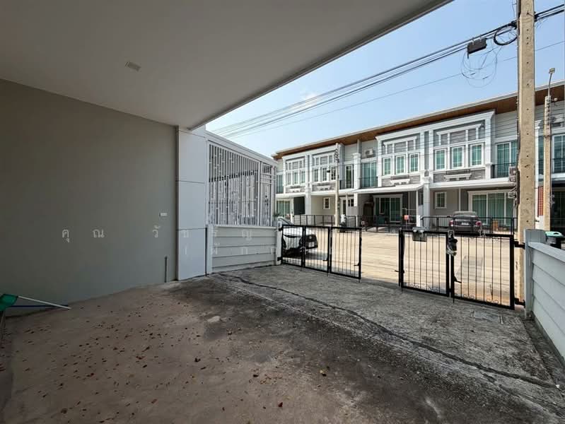 โกลเด้น ทาวน์ ศิริราช - ราชพฤกษ์ ( Golden Town Siriraj – Ratchapruek ), Bangkok, Bang Khun Sri, Bangkok Noi, Bangkok, 4 Bedrooms, 120 sqm, Townhouse For Sale, by คุณ วัชรีญา กองรัตน์ (ผักกาด), 500177068 - DDproperty.com
