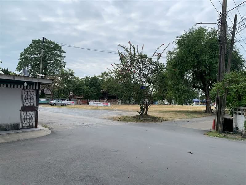 อาคารพาณิชย์ 4.5 ชั้น 16 ตร.ว. อาคารพาณิชย์ ใกล้แฟชั่นไอส์แลนด์ ระหว่างซอยรามอินทรา66 และ68, Bangkok, ถนนรามอินทรา, Khan Na Yao, Khan Na Yao, Bangkok, , 150 sqm, Shophouse For Sale, by คุณ ธัญพิสิษฐ์ จิตประพัฒน์ (โซน), 500177073 - DDproperty.com