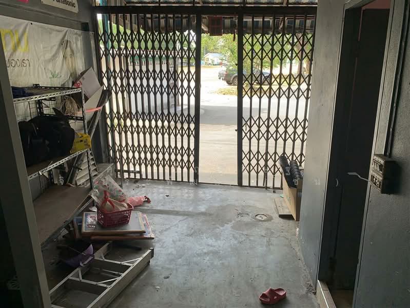 อาคารพาณิชย์ 4.5 ชั้น 16 ตร.ว. อาคารพาณิชย์ ใกล้แฟชั่นไอส์แลนด์ ระหว่างซอยรามอินทรา66 และ68, กรุงเทพ, ถนนรามอินทรา, คันนายาว, คันนายาว, กรุงเทพ, 150 ตร.ม., ตึกแถว-อาคารพาณิชย์ ขาย, โดย คุณ ธัญพิสิษฐ์ จิตประพัฒน์ (โซน), 500177073 - DDproperty.com