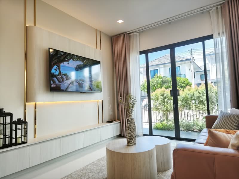 The Grand 9 : เดอะ แกรนด์ 9, ชลบุรี, หนองปรือ, บางละมุง, ชลบุรี, 180 ตร.ม., บ้านเดี่ยว ให้เช่า, โดย ไกรฤกษ์ โพธิอภิญาณวิสุทธิ์, 500177075 - DDproperty.com