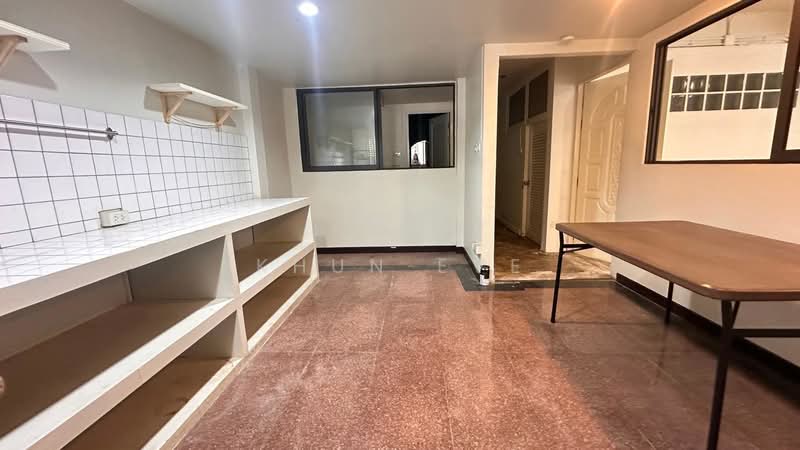 House for rent located in Ekkamai 22 nice decorated for residence and home office ( SPSEVE1759 ), Bangkok, เอกมัย22, Khlong Tan Nua, Watthana, Bangkok, 4 Bedrooms, 300 sqm, Single Detached House For Rent, by Khun Eve, 500177079 - DDproperty.com