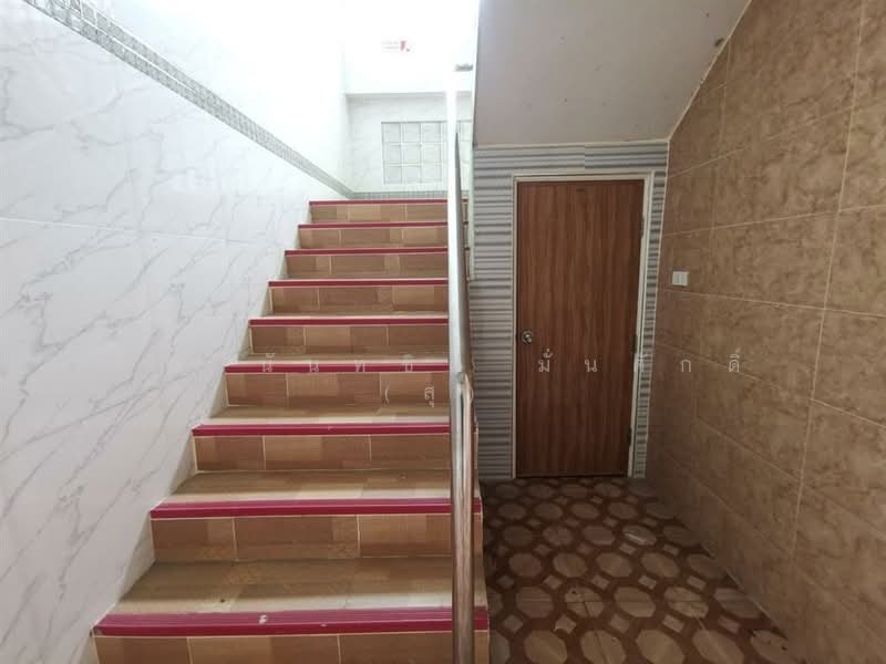 อาคารพาณิชย์ 3 ชั้น 150 ตร.ว. อาคารพาณิชย์ ซอยทวีวัฒนา1แยก11 ใกล้ตลาดธนบุรี, Bangkok, ถนนทวีวัฒนา, Nong Kang Plu, Nong Khaem, Bangkok, , 600 sqm, Shophouse For Sale, by คุณ นันทชิต มั่นศักดิ์ (สุ), 500177093 - DDproperty.com